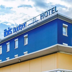 Ibis Budget Salzburg Airport - Self-Check-In